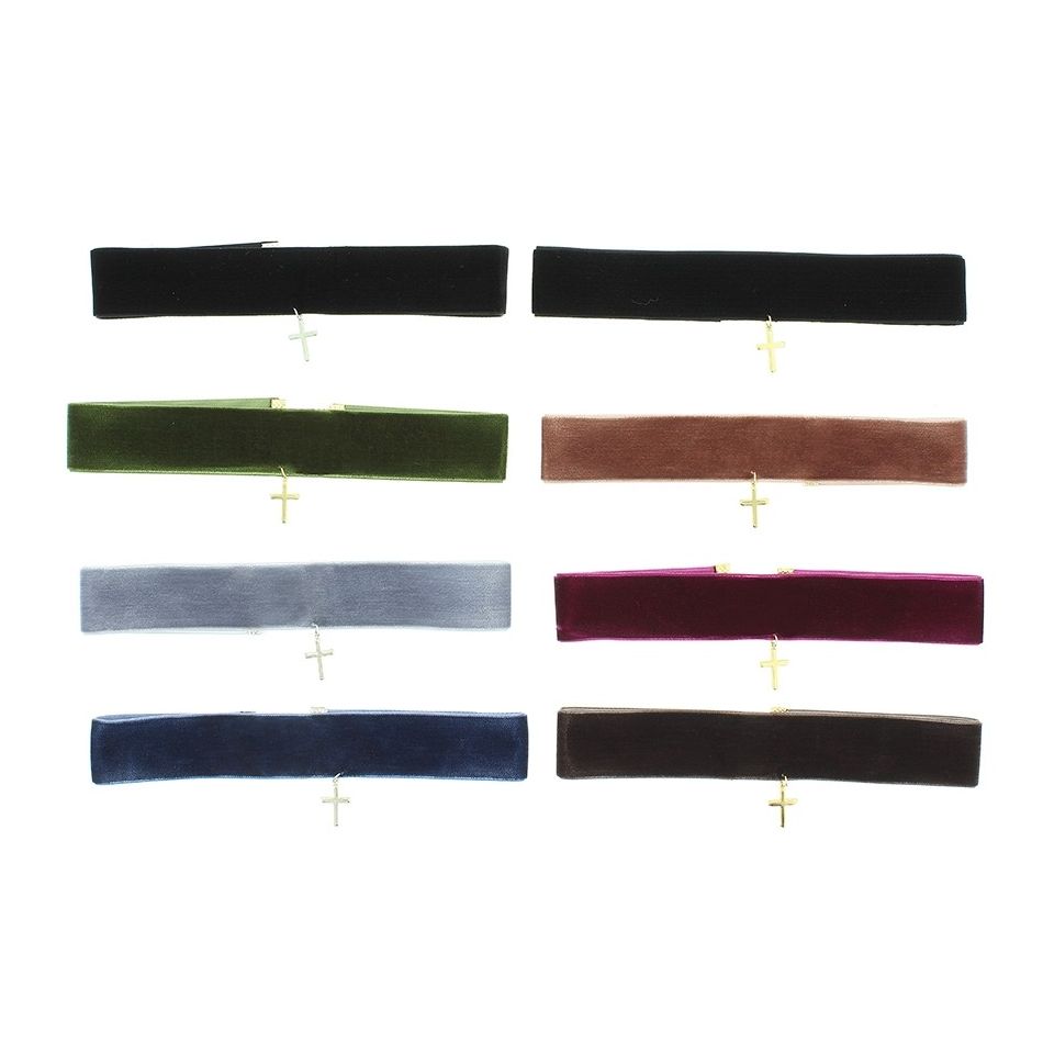 VELVET CROSS PENDANT CHOKER