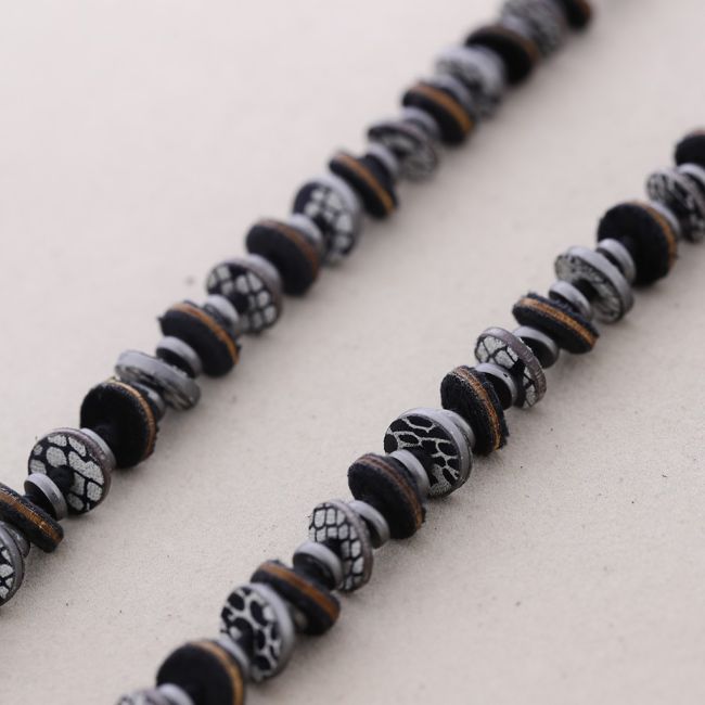 COLLAR LARGO CUERO ANTE