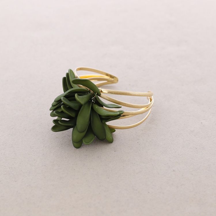 PETALS ADJUSTABLE METAL BRACELET