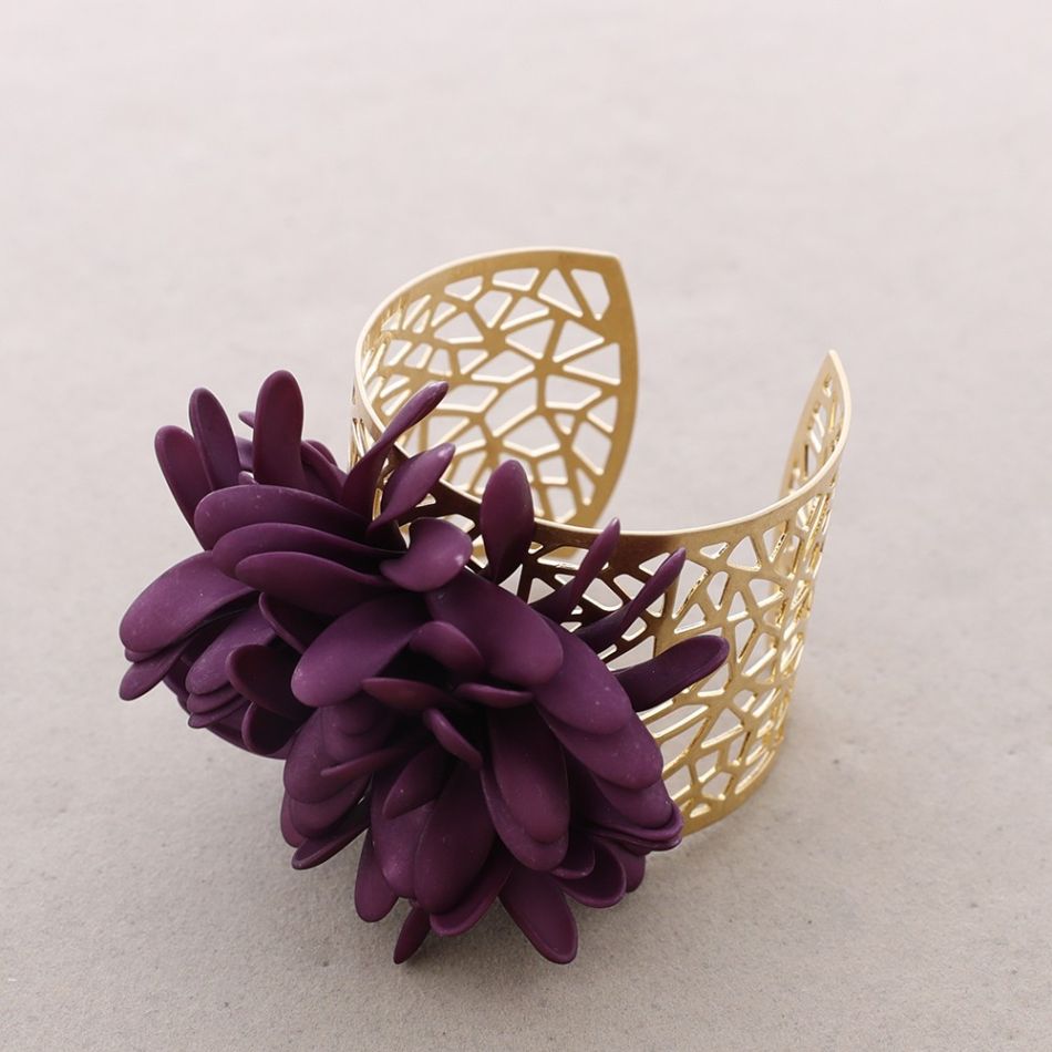 PETALS ADJUSTABLE METAL BRACELET