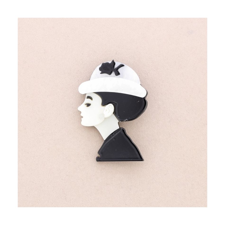 AUDREY RESIN BROOCH
