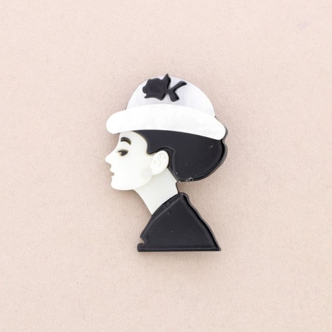 AUDREY RESIN BROOCH