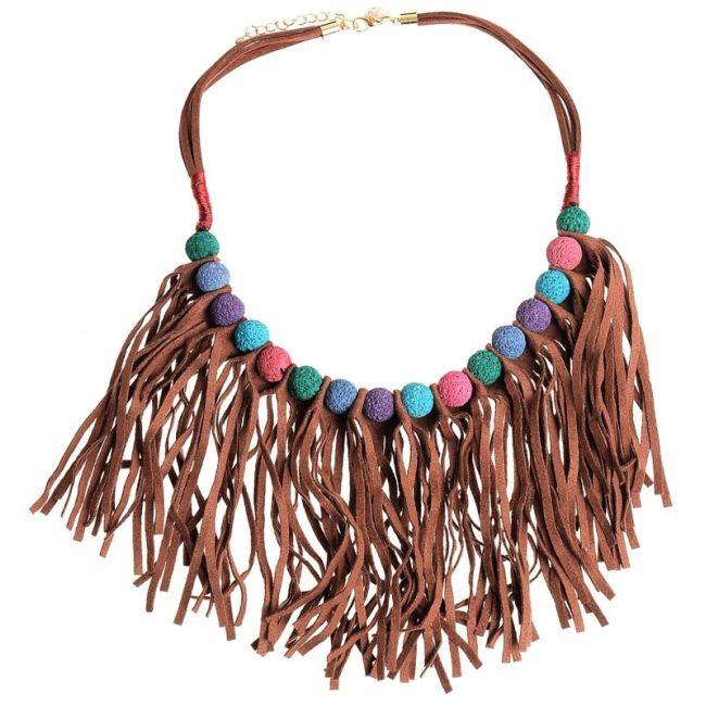 FRINGED SHORT NECKLACE WITH BEADS