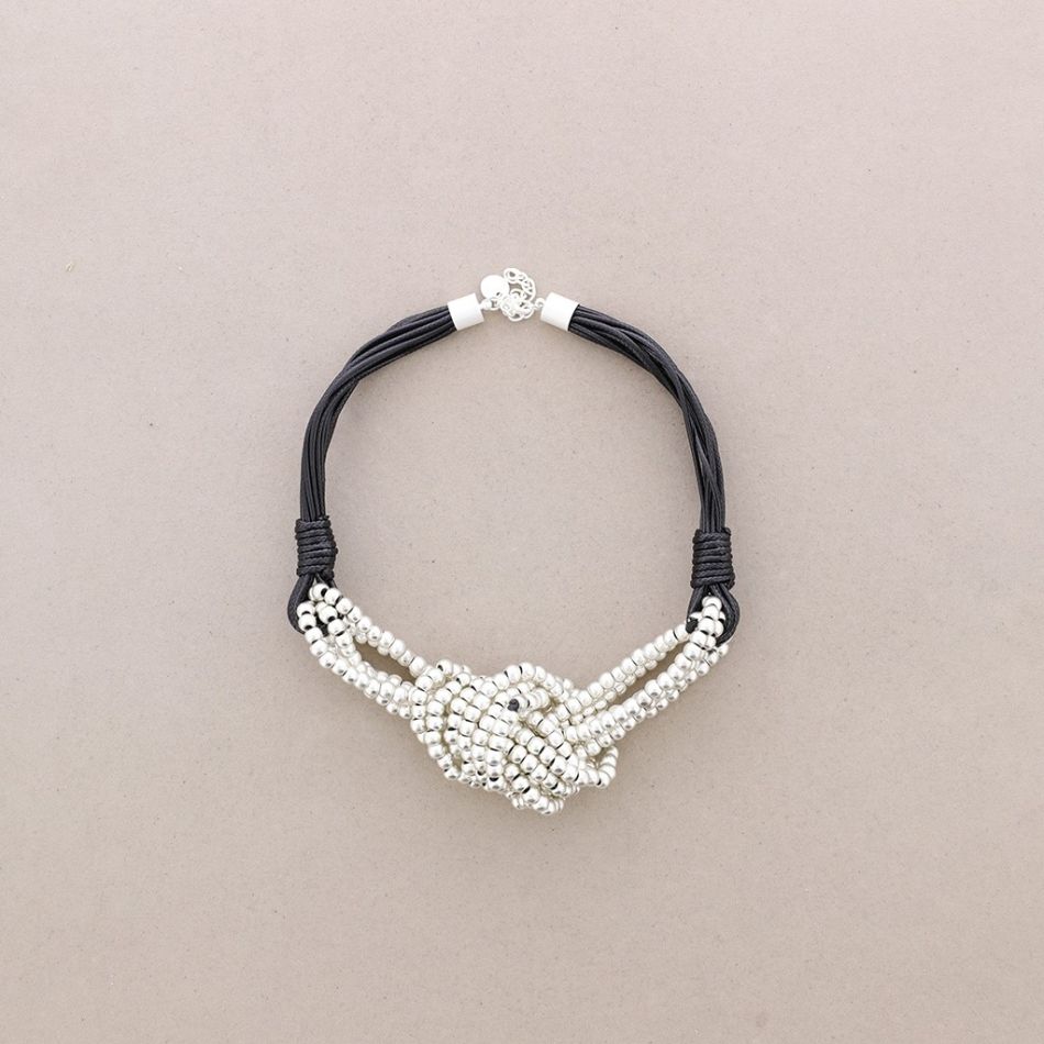 KNOTTED BALLS SHORT NECKLACE