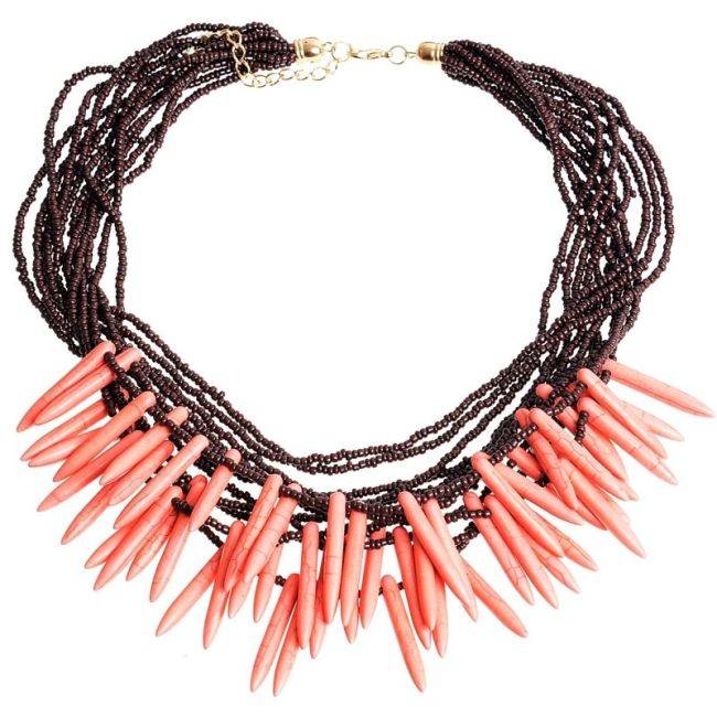 SHORT NECKLACE WITH SPIKED STONES