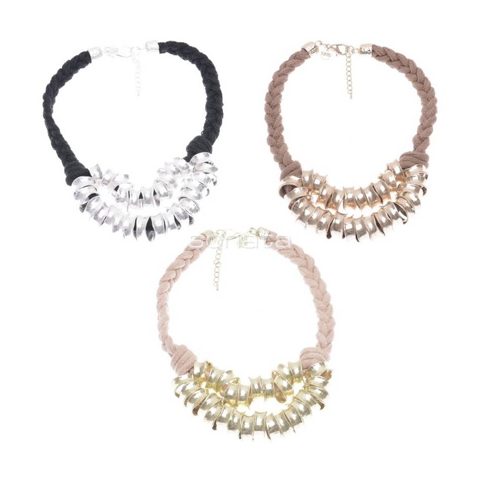 DOUBLE ROW SHORT NECKLACE WITH METAL BEADS