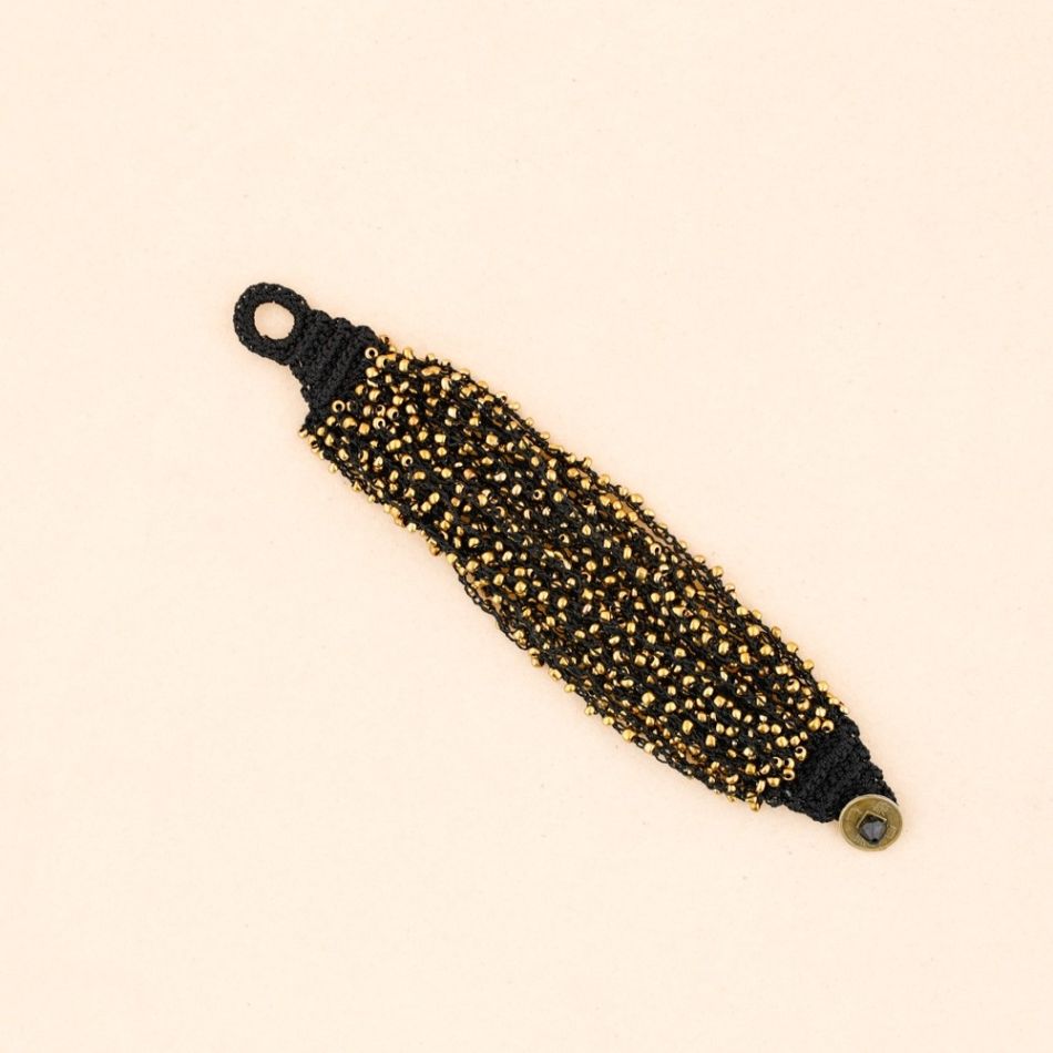 ETHNIC BEADED BRACELET
