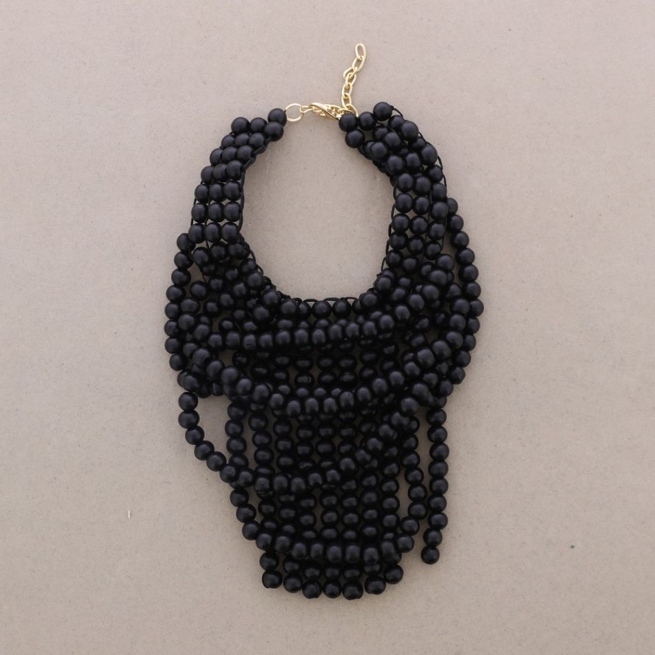 COLLAR BABERO CUENTAS MADERA