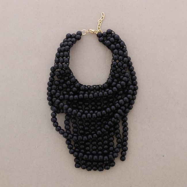 COLLAR BABERO CUENTAS MADERA