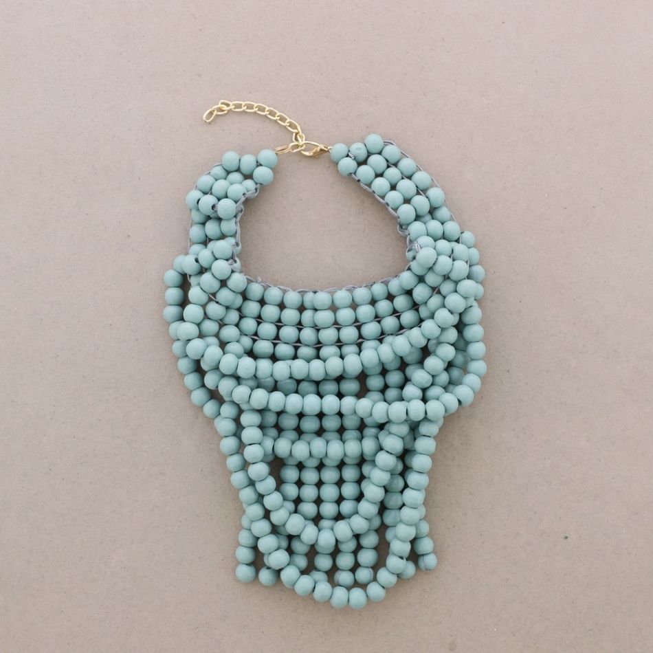 COLLAR BABERO CUENTAS MADERA