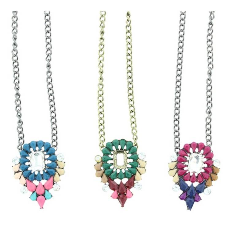 LONG PENDANT NECKLACE 2