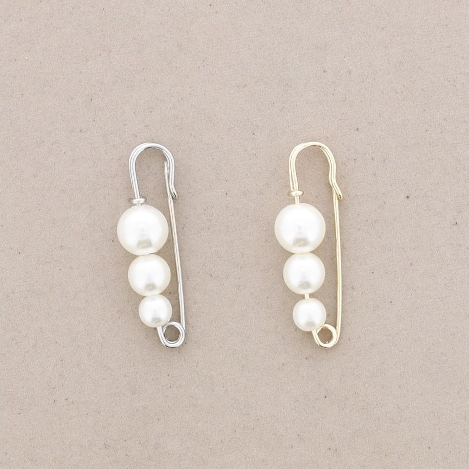 BROCHE IMPERDIBLE TRES BOLAS IMITACIÓN PERLA