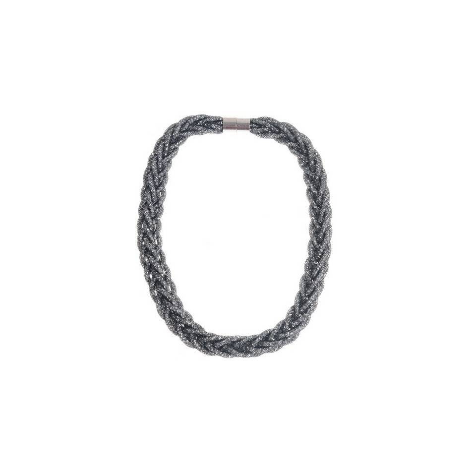 BRAIDED SHORT NECKLACE WITH STUFFED TUBES