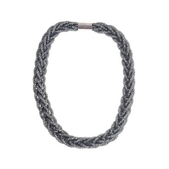 BRAIDED SHORT NECKLACE WITH STUFFED TUBES