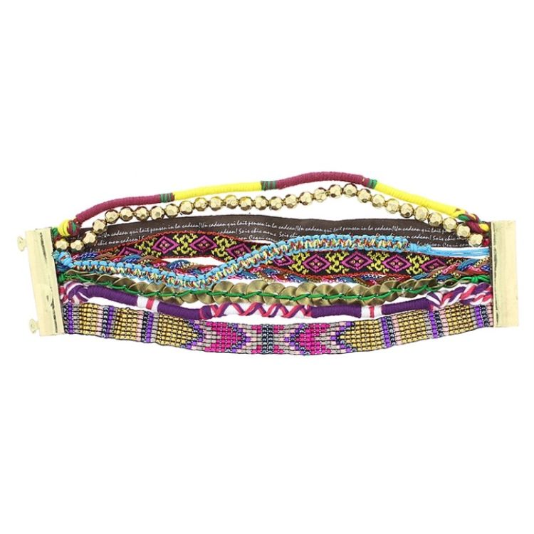 ETHNIC BRACELET WITH MAGNET CLOSURE