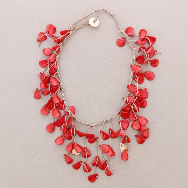 RESIN PETALS PENDANTS BIB SHORT NECKLACE