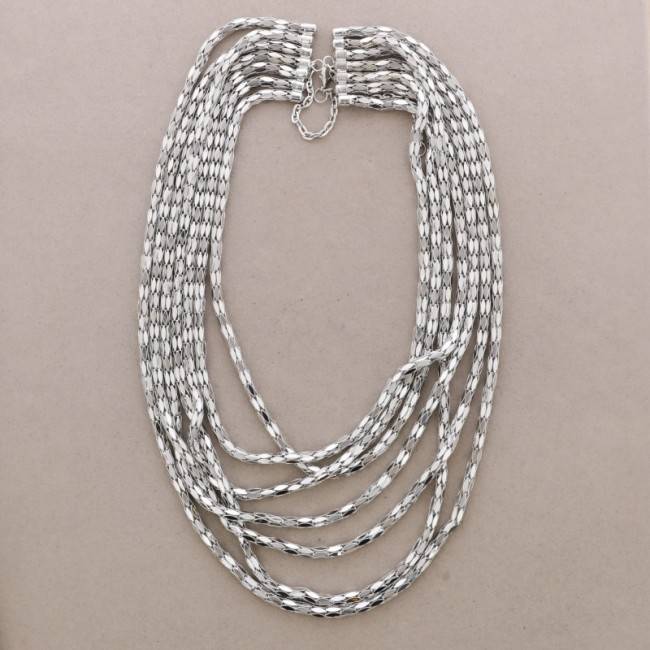 COLLAR LARGO CADENAS METAL