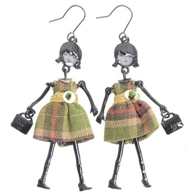 PENDANT EARRINGS DOLL
