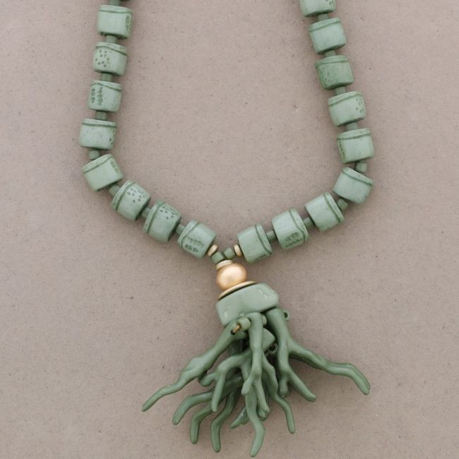 GARGANTILLA RESINA COLGANTES CORAL