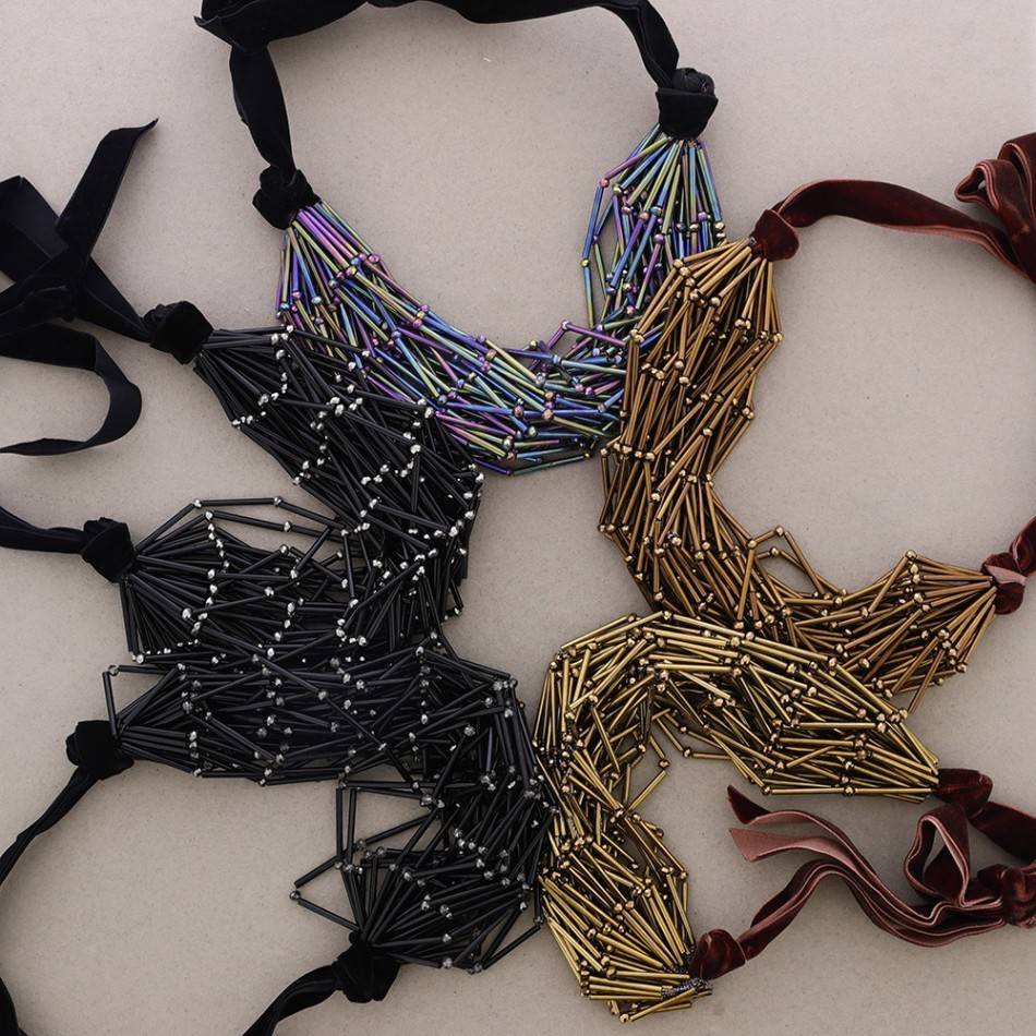 BEADED MULTI-STRAND SHORT NECKLACE