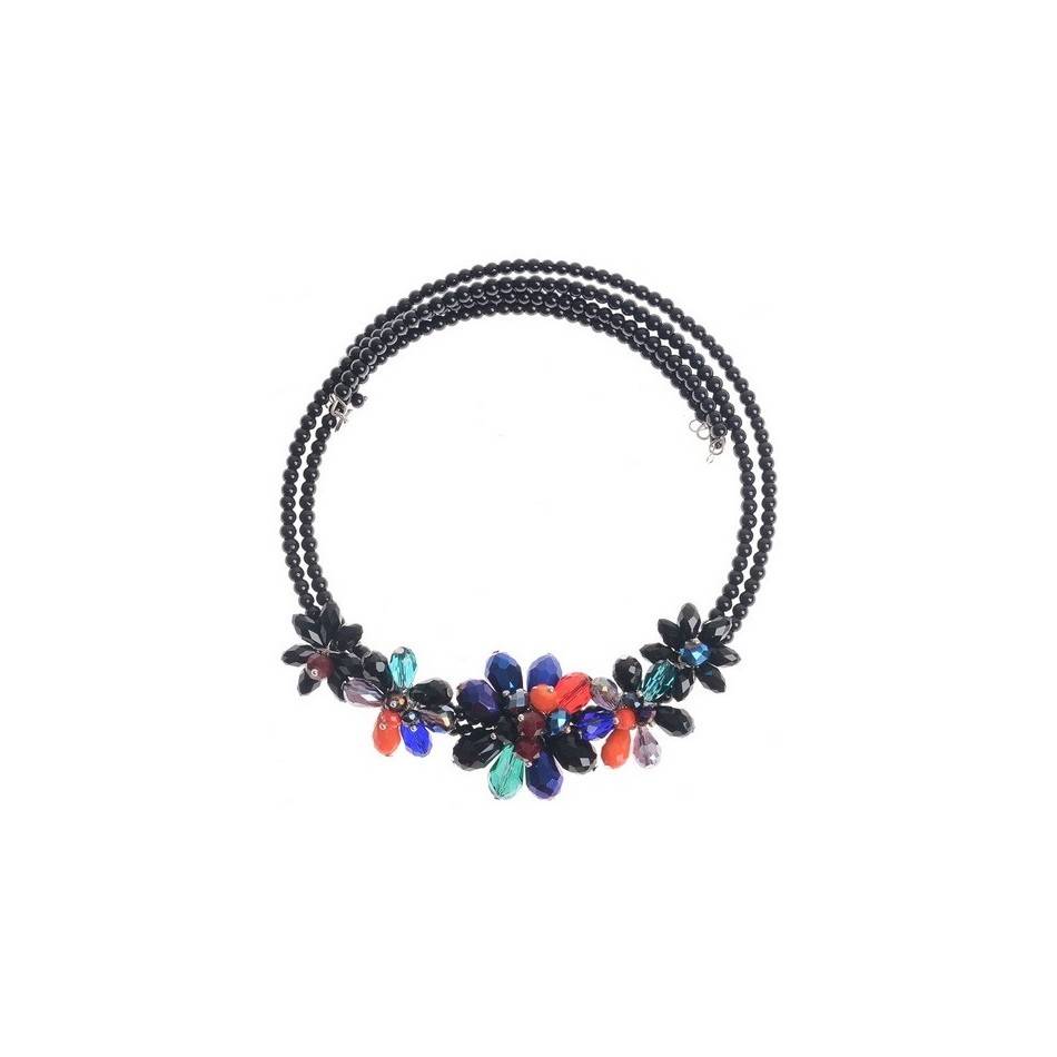 CRYSTAL FLOWERS HOOP SHORT NECKLACE