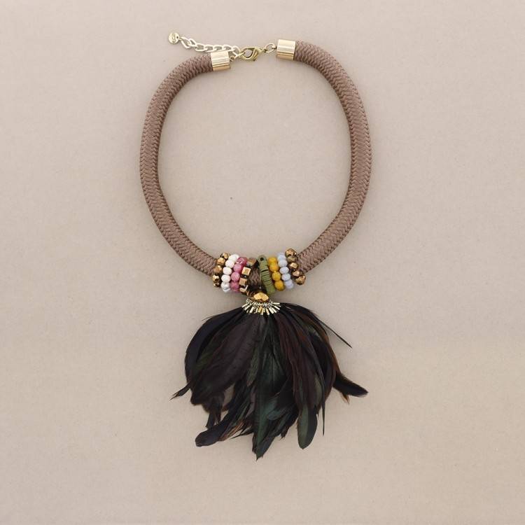 FLOWER FEATHERS SHORT NECKLACE