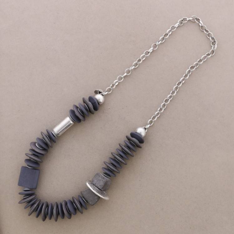 COLLAR LARGO CUENTAS 2