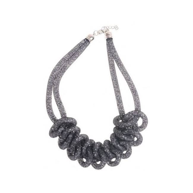 BRAIDED SHORT NECKLACE WITH STUFFED TUBES