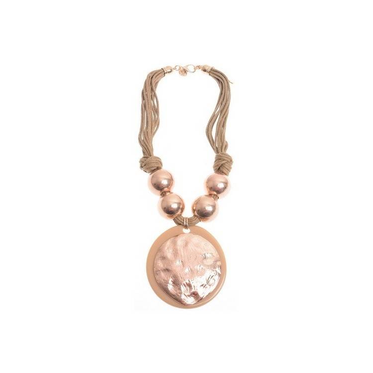 METAL RESIN MEDALLION SHORT NECKLACE 2