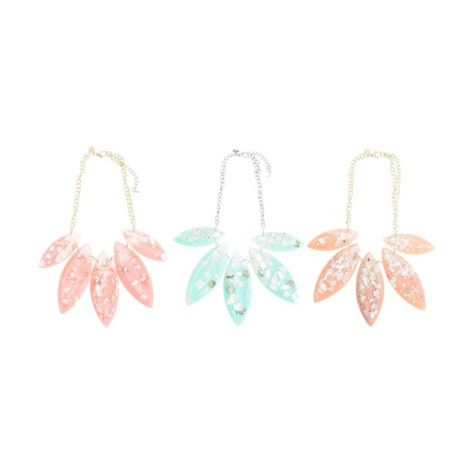 RESIN PENDANT SHORT NECKLACE