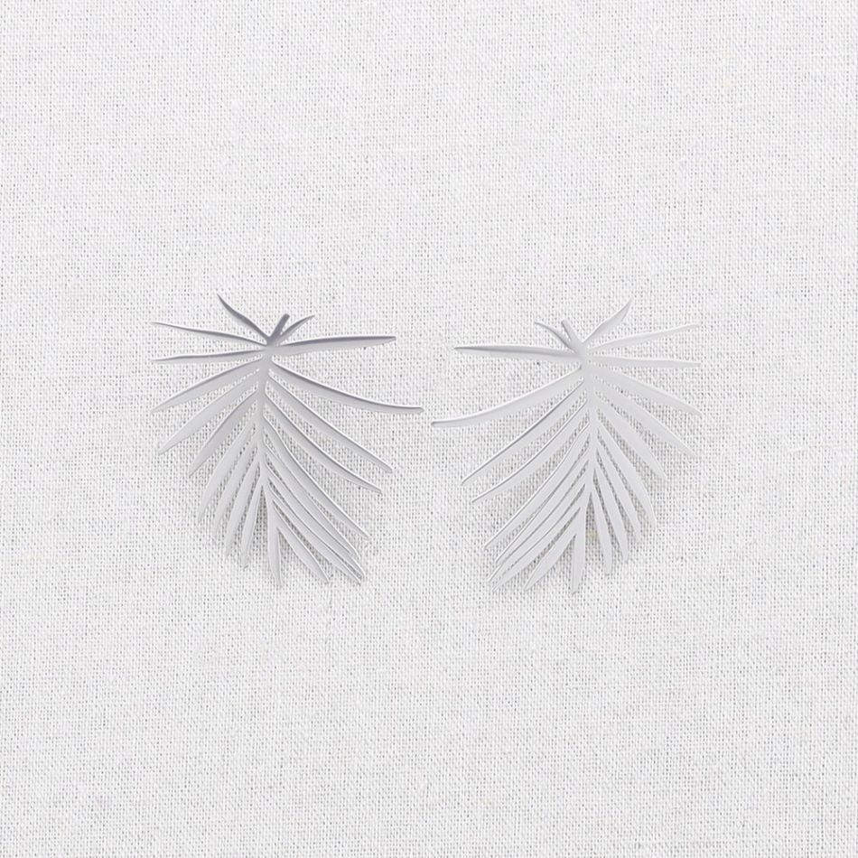 LEAF STEEL EARRINGS