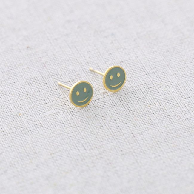 STEEL EARRINGS WITH ENAMEL SMILEY MEDAL
