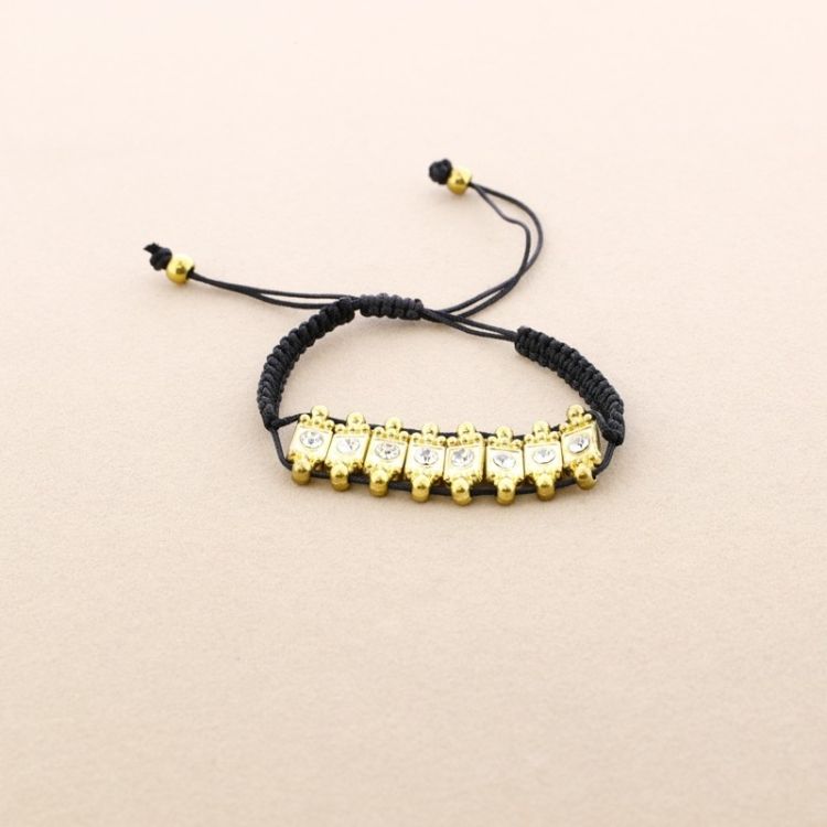 MACRAME BRACELET