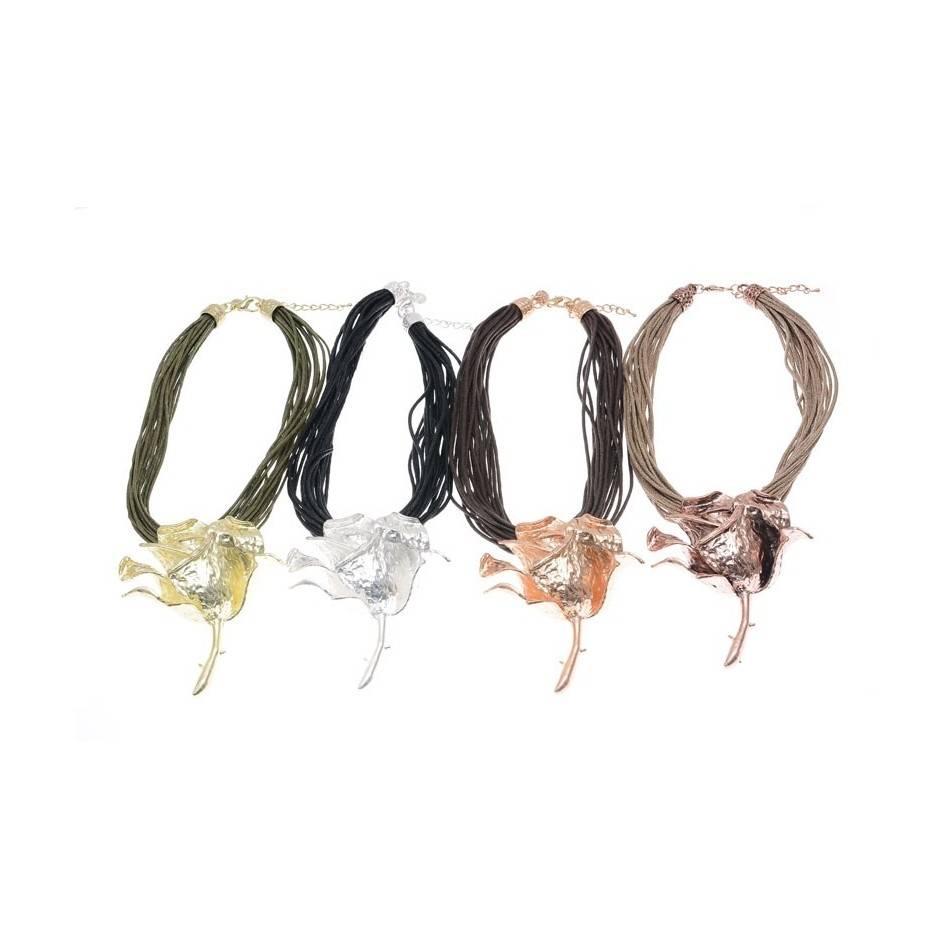 MULTI-CORDON SHORT NECKLACE PENDANT. METAL