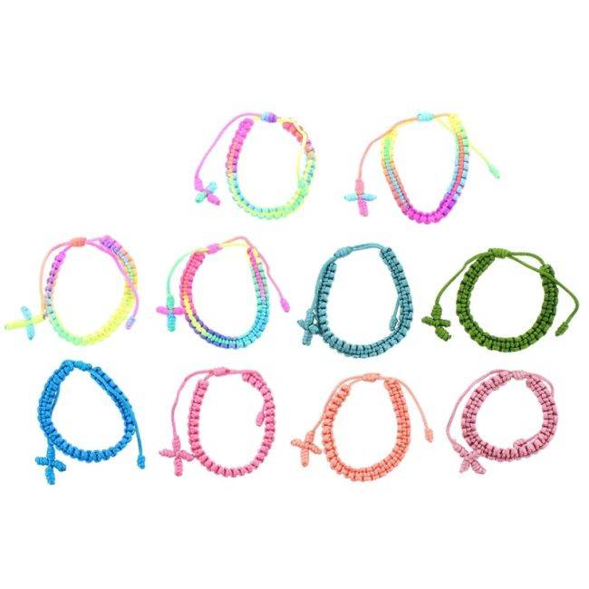 MACRAMÉ CROSS BRACELET