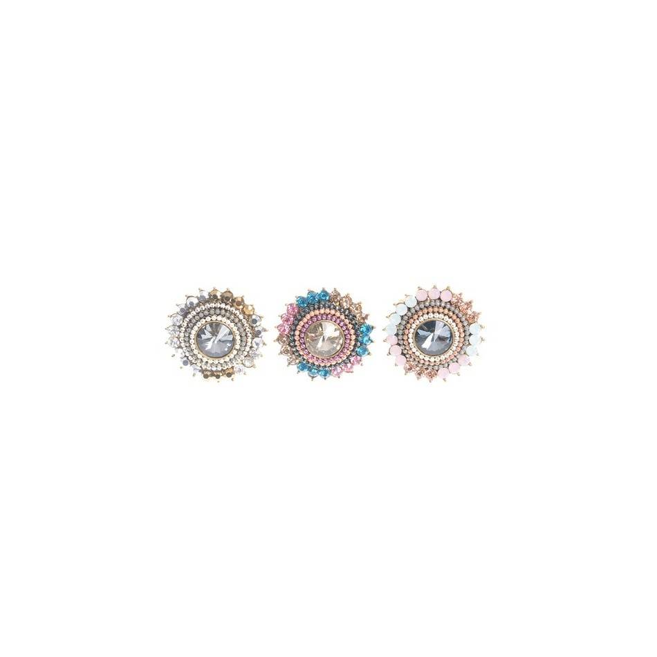 METAL RING WITH ENCRUSTED BEADS