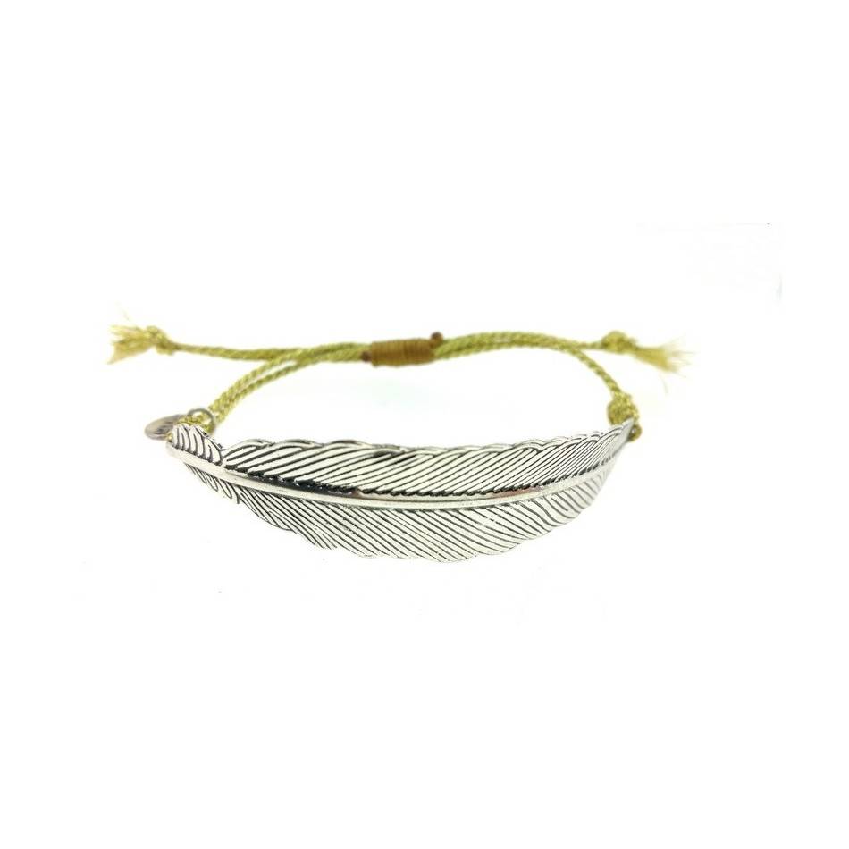 METAL LEAF MACRAMÉ BRACELET
