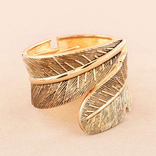 OPEN METAL LEAF BRACELET