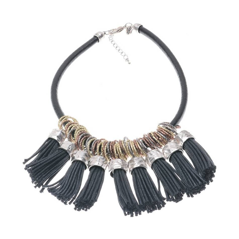 FRINGED LEATHER SHORT NECKLACE