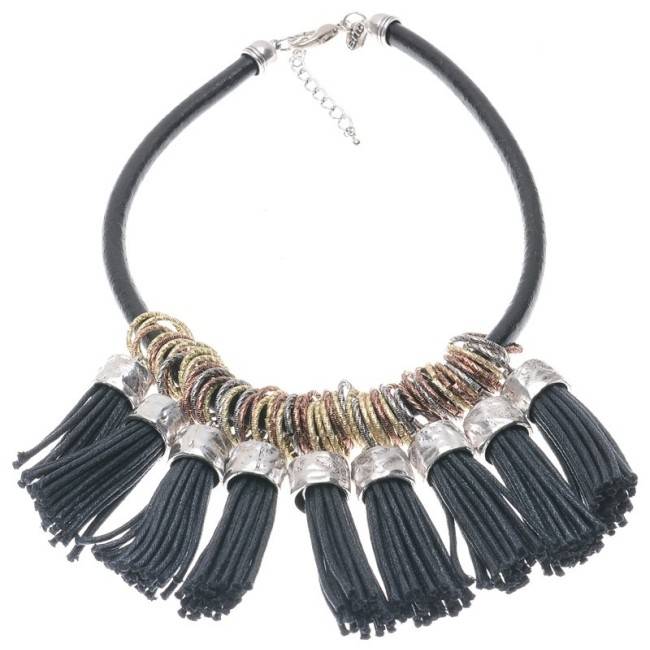 FRINGED LEATHER SHORT NECKLACE
