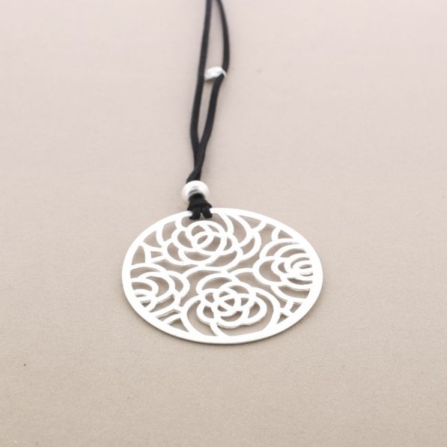 LONG NECKLACE PENDANT METAL FRETWORK MEDALLION