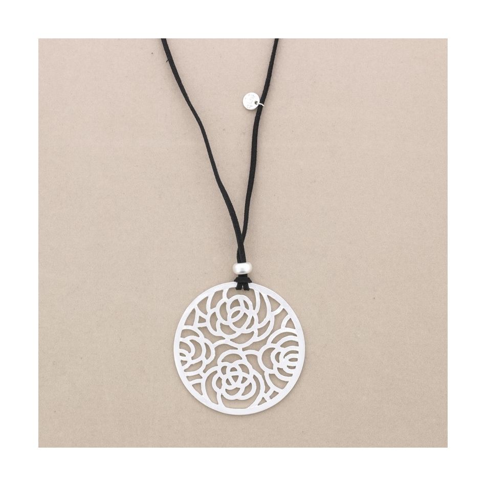 LONG NECKLACE PENDANT METAL FRETWORK MEDALLION