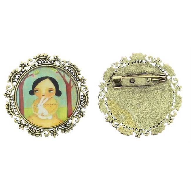 METAL ENAMEL BROOCH