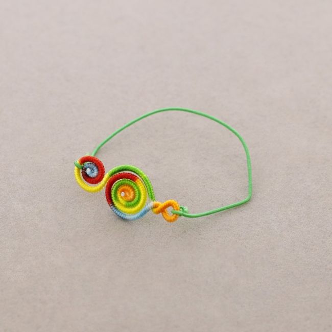 COLORED ELASTIC ETHNIC BRACELET