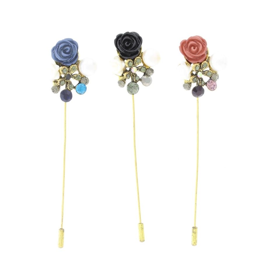 METAL NEEDLE BROOCH WITH CRYSTALS