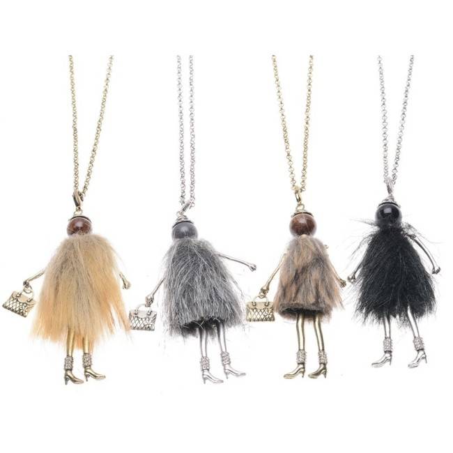 LONG PENDANT NECKLACE DOLL