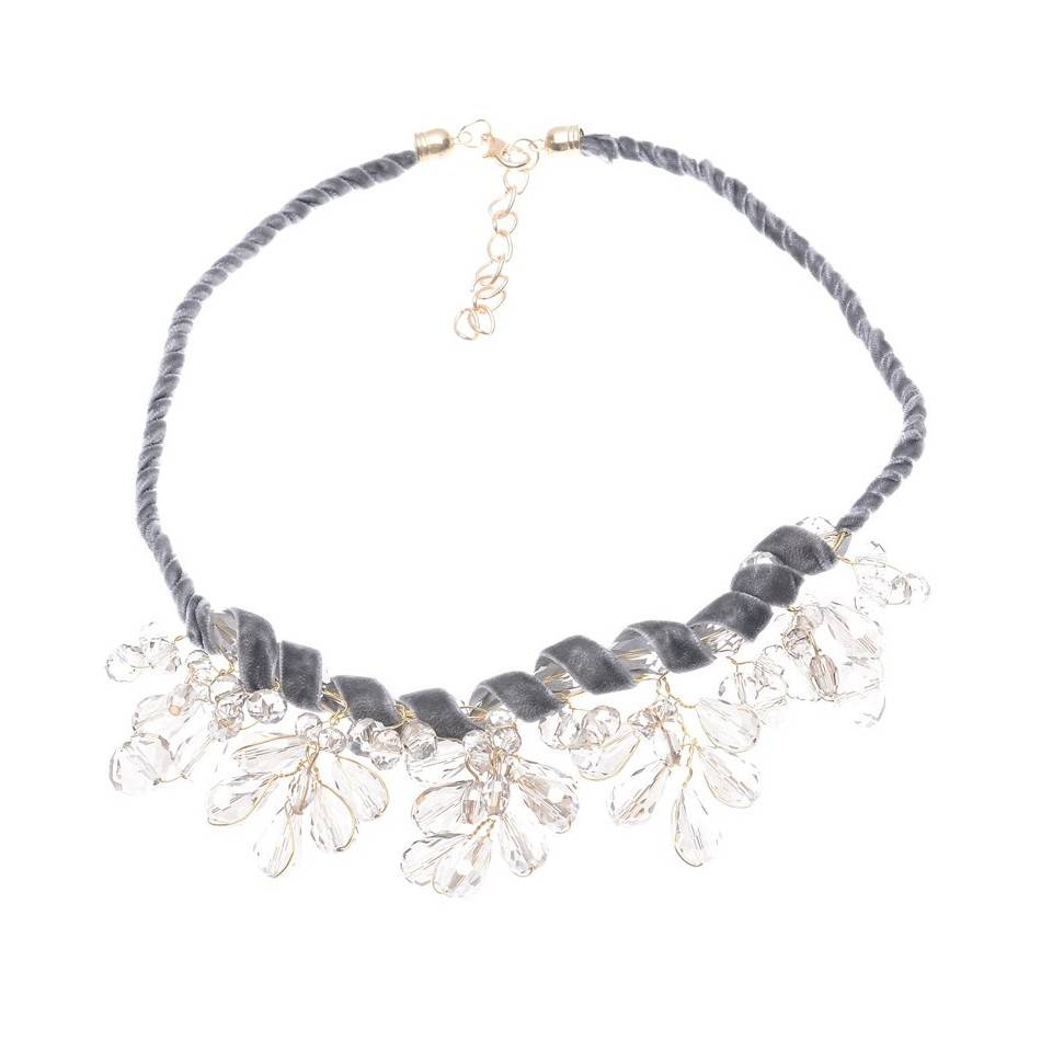 CRYSTAL DROPS SHORT NECKLACE