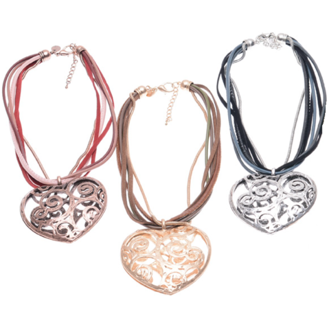 PENDANT SHORT NECKLACE METAL HEART