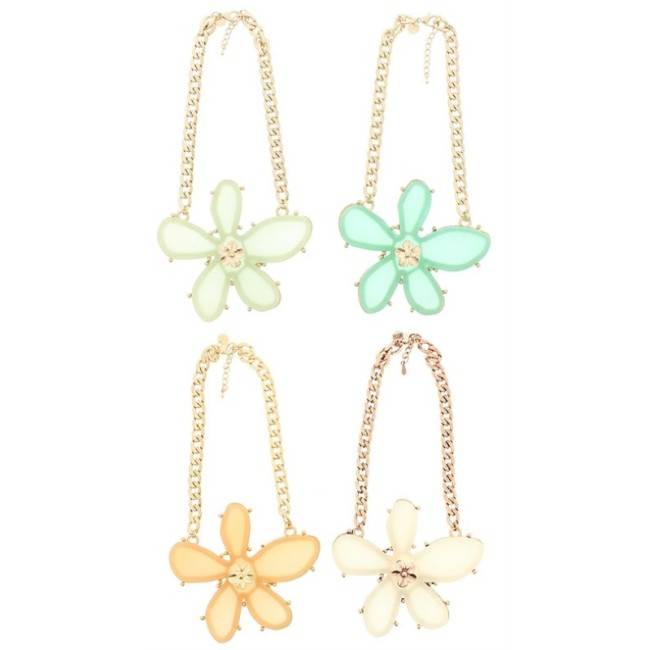 METAL RESIN FLOWER SHORT NECKLACE