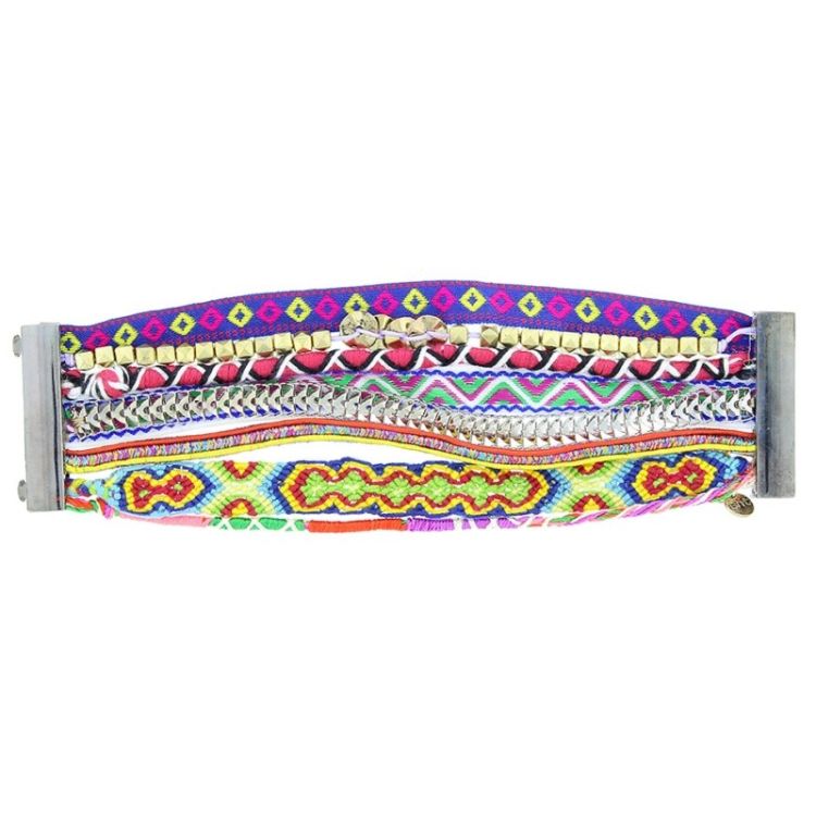 ETHNIC BRACELET WITH MAGNET CLOSURE